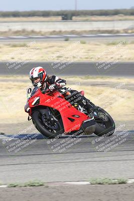 media/Sep-07-2024-Pacific Track Time (Sat) [[9bb89f5e83]]/B group/Phone Wall Papers 920am/